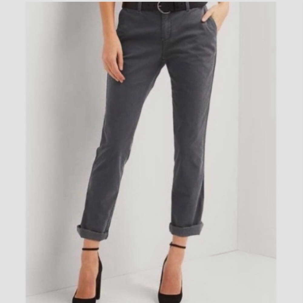 NWT GAP Grey Straight Chino Pants